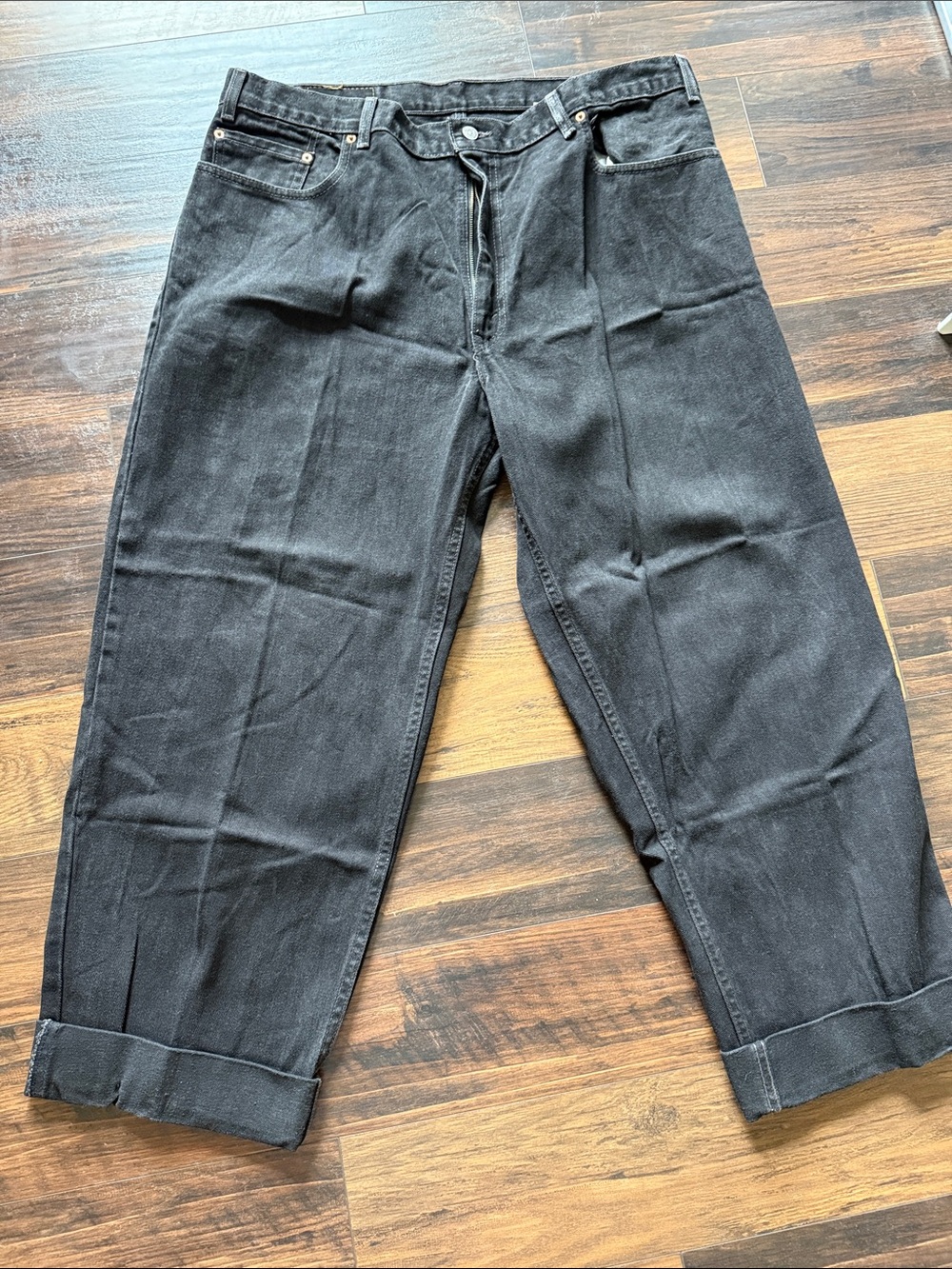 Vintage Levi's Loose Fit 560 Black Cuffed Straight Jeans